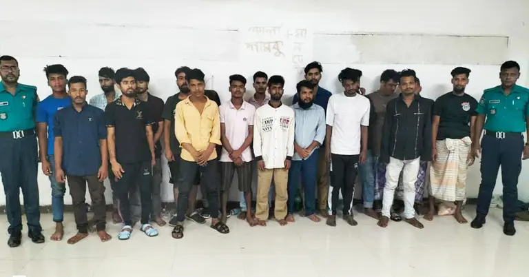 মোহাম্মদপুর থানার বিভিন্ন এলাকা থেকে গ্রেপ্তারকৃতরা